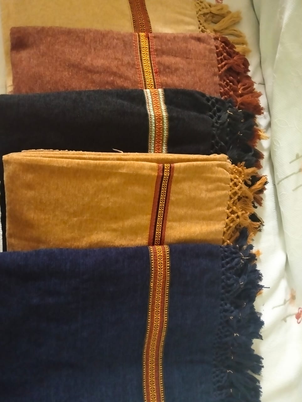 Gent's Shawl